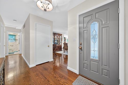115 Dogwood Ln, Newburgh, NY, 12550-2017 | Card Image