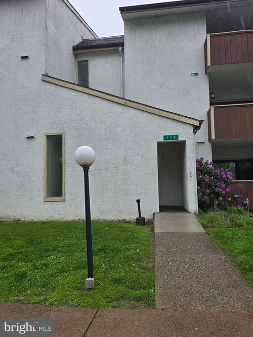 303-115 Charlotte Way, ENOLA, PA, 17025-1517 | Card Image