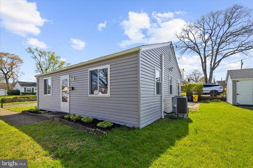 722 Cotter Rd, GLEN BURNIE, MD, 21060-7330 | Card Image