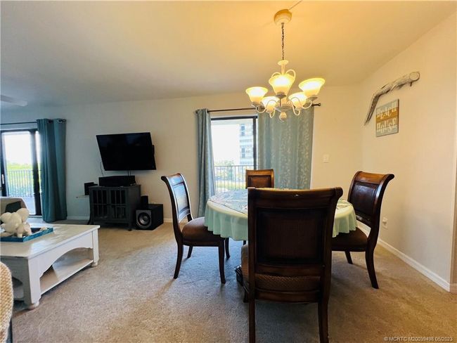 APT-401 - 10044 Ocean Dr, Condo with 3 bedrooms, 2 bathrooms and null parking in Jensen Beach FL | Image 22