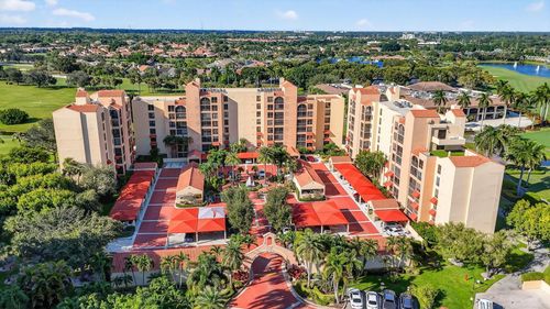 c-702-7145 Promenade Dr, Boca Raton, FL, 33433-6945 | Card Image