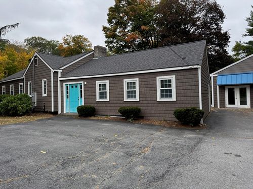 216 Boston Rd, Southborough, MA, 01772-1301 | Card Image