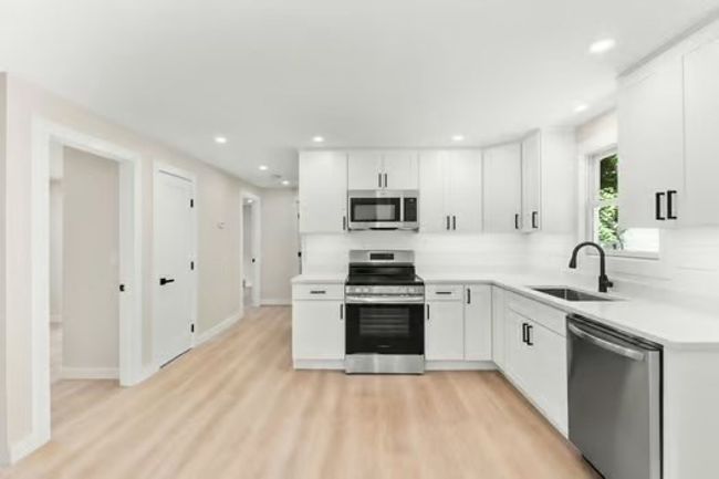 7 Edward St, House other with 3 bedrooms, 1 bathrooms and 4 parking in Canton MA | Image 5