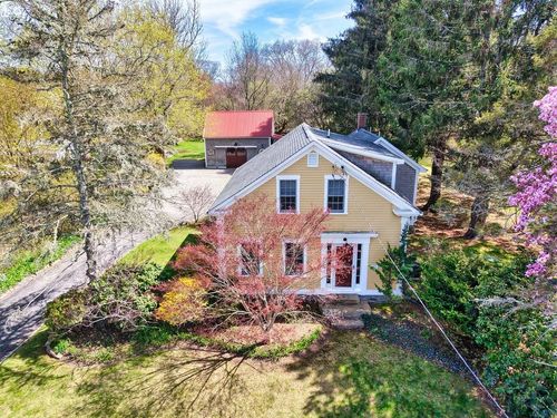 433 East Rd, Tiverton, RI, 02878-3525 | Card Image