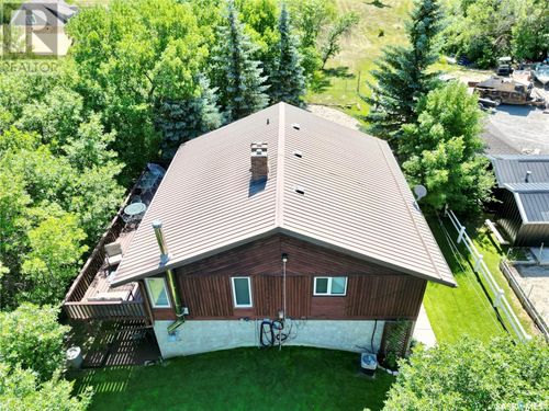 250 6th St, Buena Vista, SK, S2V1B1 | Card Image