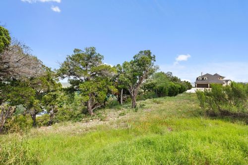 17933 Ranchland Hills Vis, Jonestown, TX, 78645-4671 | Card Image