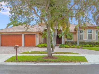 1151 Nw 137 Th Av, House other with 4 bedrooms, 3 bathrooms and null parking in Pembroke Pines FL | Image 2