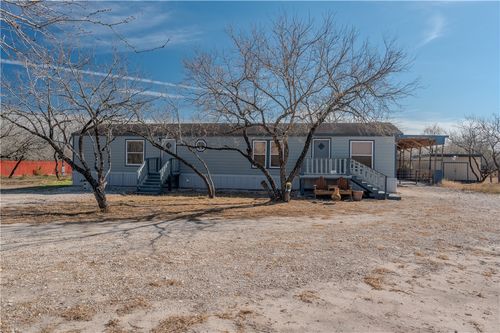 122 County Road 3052, Orange Grove, TX, 78372-9209 | Card Image