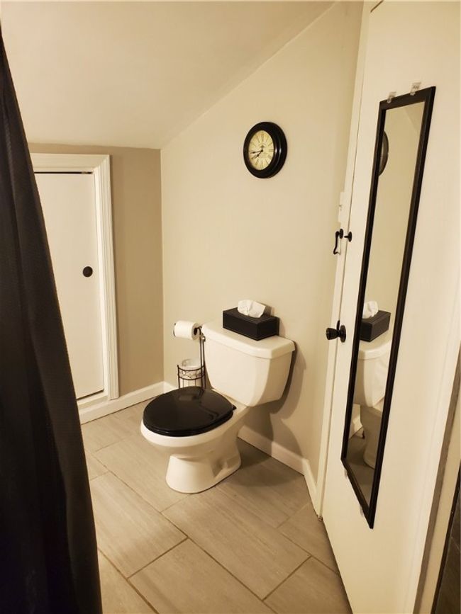 913 Amherst St, House other with 3 bedrooms, 2 bathrooms and 2 parking in Pittsburgh PA | Image 25