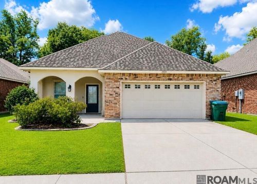 4725 Belle Vue Dr, Addis, LA, 70710-3092 | Card Image