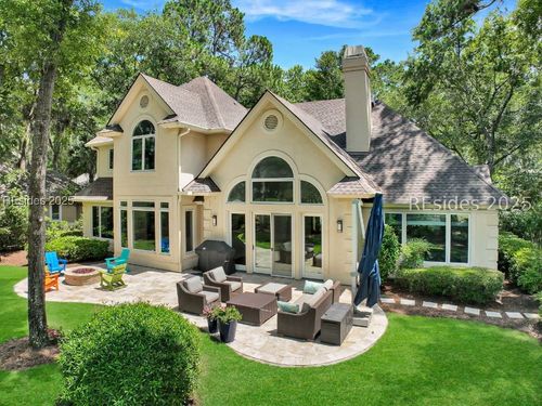 8 Shaftsbury Ln, Hilton Head Island, SC, 29926-2261 | Card Image