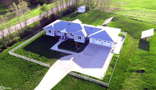 1000 N B St, Fairfield, IA, 52556-2358 | Card Image