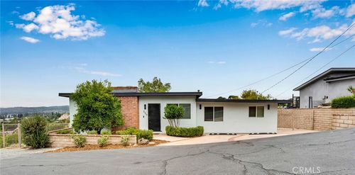 559 Slope Dr, Walnut, CA, 91789 | Card Image