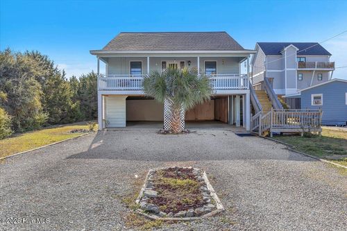 612 N Topsail Dr, Surf City, NC, 28445-6728 | Card Image