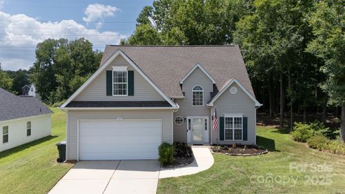 1585 Matthews Dr, Rock Hill, SC, 29732-1584 | Card Image