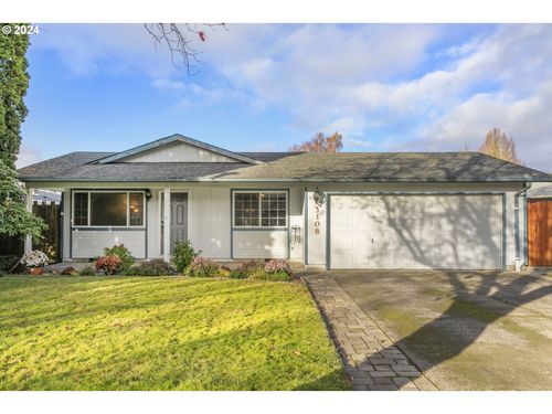 3108 Marigold St, Longview, WA, 98632 | Card Image