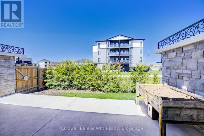 103 Broomers Crescent, Townhouse with 2 bedrooms, 2 bathrooms and 3 parking in Wellington North (Mount Forest) ON | Image 33