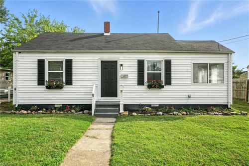 622 Gladstone Rd, Norfolk, VA, 23505-3626 | Card Image