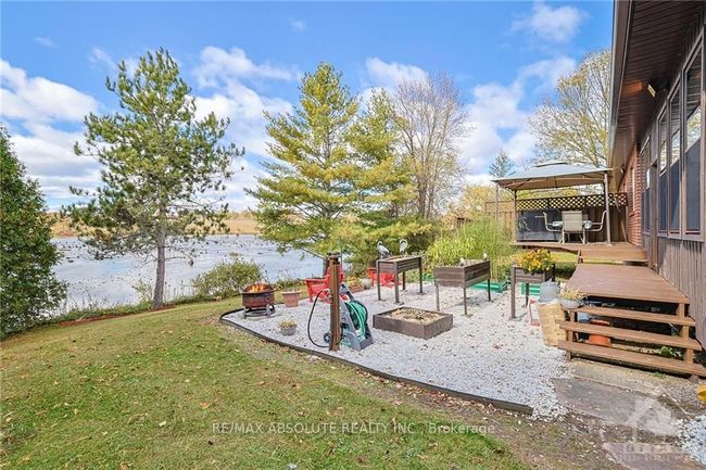3396 Calabogie Rd, House other with 3 bedrooms, 2 bathrooms and 8 parking in Burnstown ON | Image 25