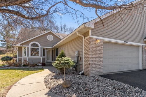 19965 Waterford Ct, Shorewood, MN, 55331-7032 | Card Image