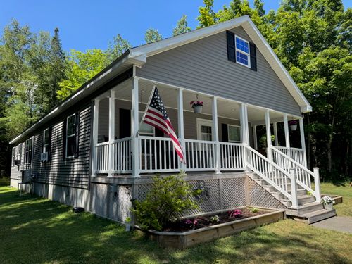 13 Merritt Drive, Orono, ME, 04473 | Card Image