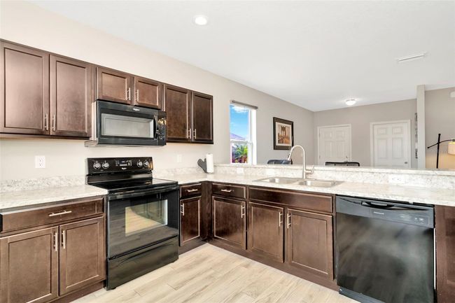 6650 Bayston Hill Pl, House other with 4 bedrooms, 2 bathrooms and null parking in ZEPHYRHILLS FL | Image 8