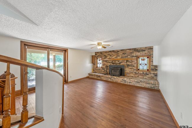 229 Hideaway Lane Central, House other with 4 bedrooms, 4 bathrooms and null parking in Hideaway TX | Image 4