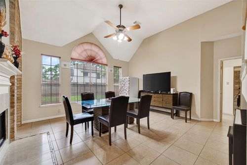 811 Colony Glen Ct, Houston, TX, 77062-2197 | Card Image