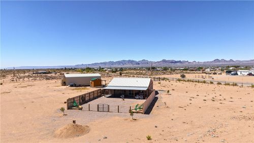 3892 N Teddy Roosevelt Rd, Golden Valley, AZ, 86413-8395 | Card Image