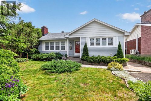 1533 Mimosa Avenue, Ottawa, ON, K1G0W2 | Card Image