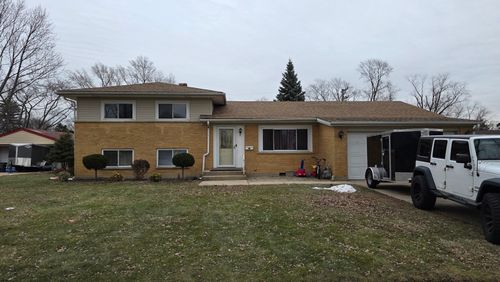 887 Ingram Pl, Des Plaines, IL, 60016-5916 | Card Image