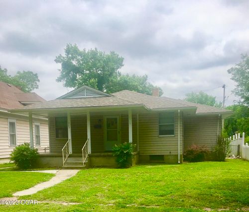 225 N Jackson Ave, Joplin, MO, 64801-2748 | Card Image