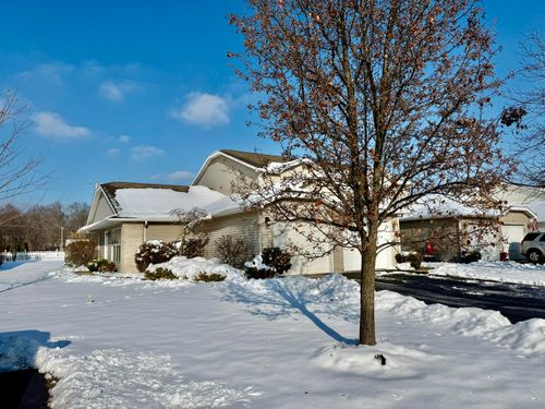 1978 Laura Ln, Chesterton, IN, 46304-3060 | Card Image
