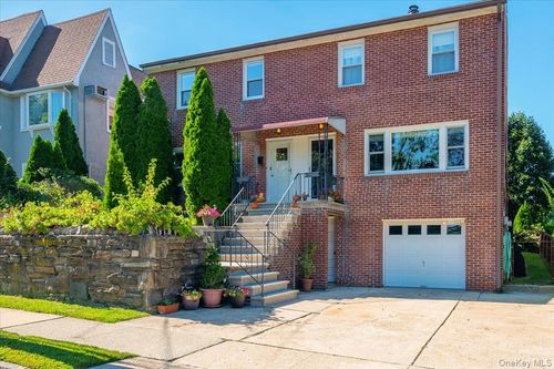 left-side-160 Park Avenue, Harrison, NY, 10528 | Card Image