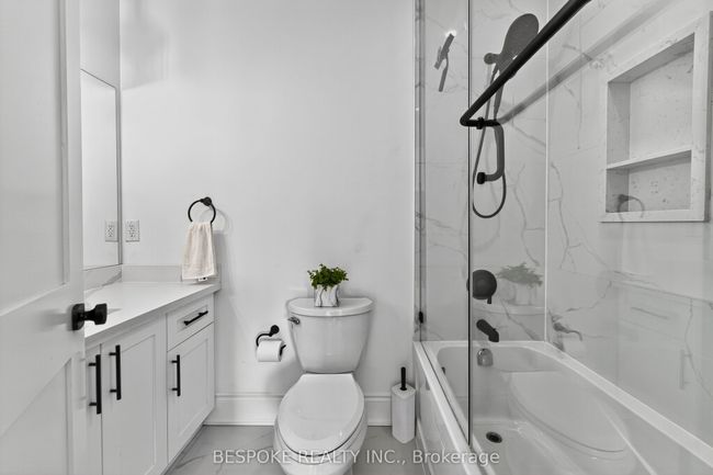 33 Maple St, House other with 4 bedrooms, 5 bathrooms and 5 parking in Ajax ON | Image 34