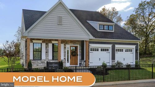 100 Flora Blvd, ANNVILLE, PA, 17003-4501 | Card Image