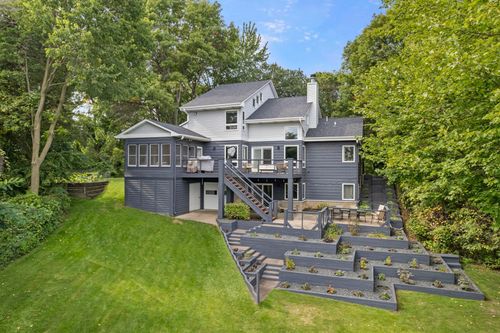 21205 Viking Blvd Ne, Wyoming, MN, 55092-9460 | Card Image