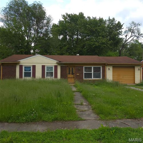 638 Terrace Dr, East Saint Louis, IL, 62203-1670 | Card Image