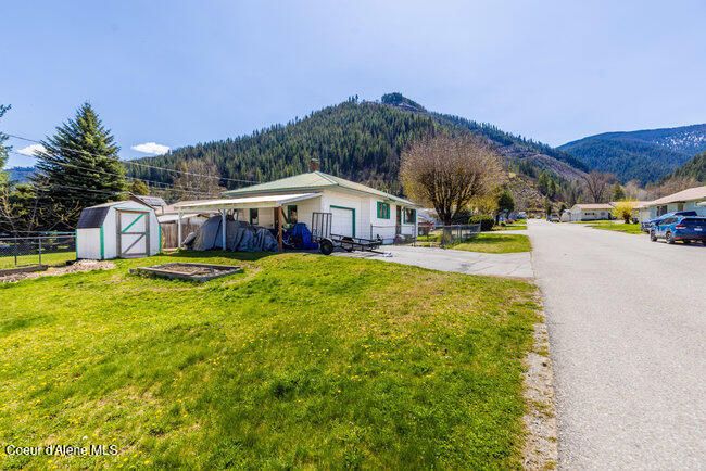 203 S First St, House other with 4 bedrooms, 2 bathrooms and null parking in Osburn ID | Image 24