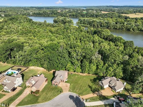 402 Zephyr Cv, Lebanon, TN, 37087-1552 | Card Image