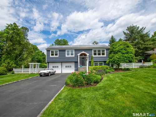 11 Crestwood Drive, Easton, CT, 06612 | Card Image