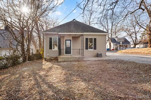 420 S Aurora St, Collinsville, IL, 62234-2860 | Card Image