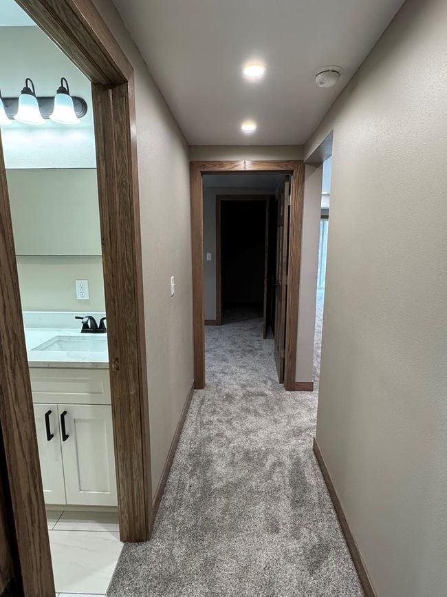 2414 Poplar Ave, Home with 6 bedrooms, 4 bathrooms and null parking in Duncombe IA | Image 55