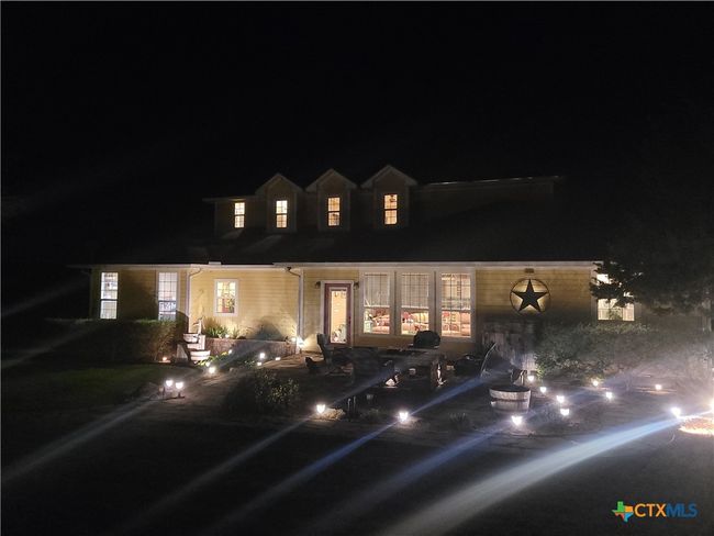 655 Hwy 236, Home with 3 bedrooms, 2 bathrooms and null parking in Moody TX | Image 48