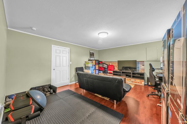 5584 Gilpin Street, House other with 6 bedrooms, 3 bathrooms and 4 parking in Burnaby BC | Image 22