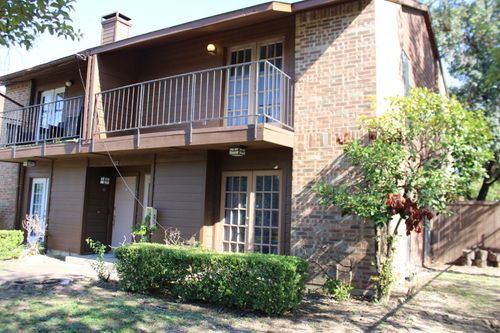 1-7522 Holly Hill Dr, Dallas, TX, 75231-4518 | Card Image