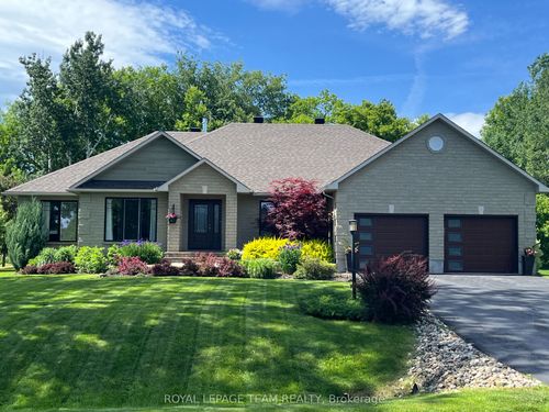 6903 Twin Lakes Ave, Greely, ON, K4P1P1 | Card Image