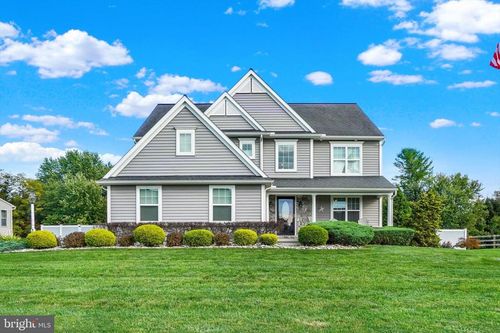3206 Jessica Rd, DOVER, PA, 17315-4731 | Card Image