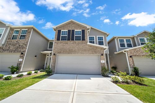 707 Majestic Eagle Ct, Houston, TX, 77090-6026 | Card Image