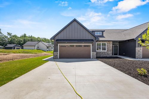 3365 Shawano Avenue, Howard, WI, 54313 | Card Image